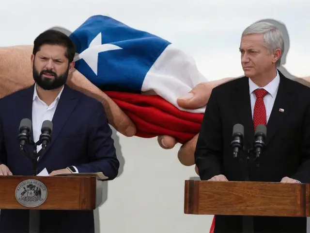 Cadem: Boric cierra al 37% y Kast inicia con mayoría esperanzada